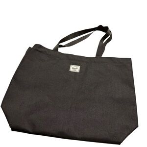 Herschel Supply Company Classic Tote Bag in Black. Large Capacity. NWT